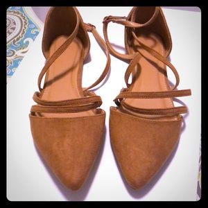 Size 9 Tan Flats
